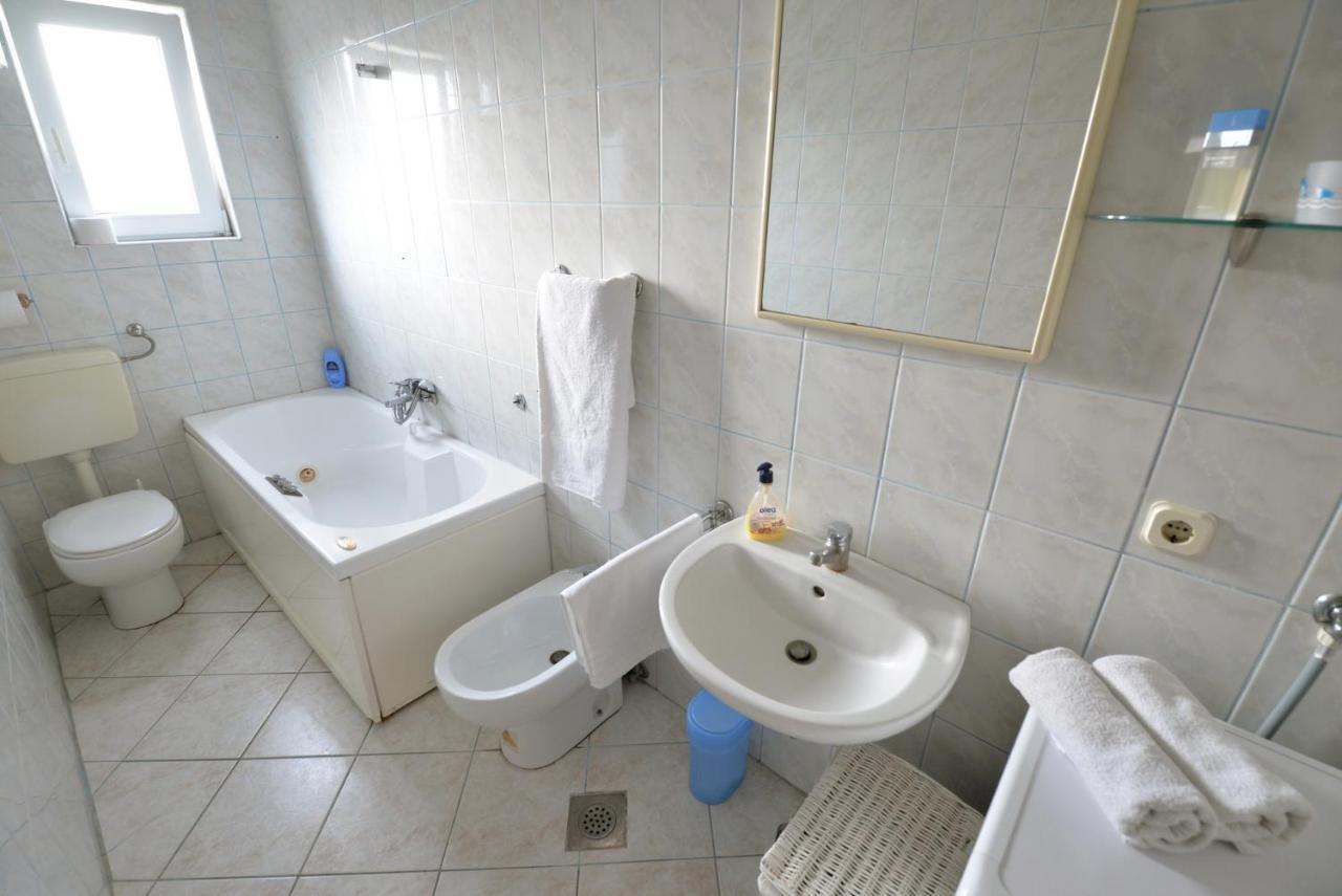 Apartman Rasip, Murter Dış mekan fotoğraf